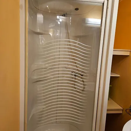 Mobil-home אתר קמפינג