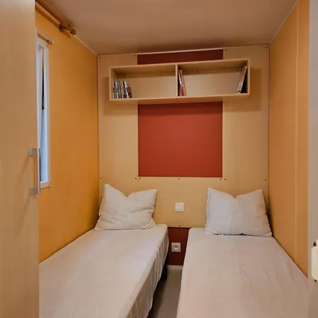 אתר קמפינג Mobil-home ביסקארוס